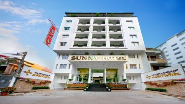 Khách sạn Sunny Nha Trang là một trong những khách sạn 3 sao Nha Trang đường Trần Phú ngay gần biển (Ảnh ST)